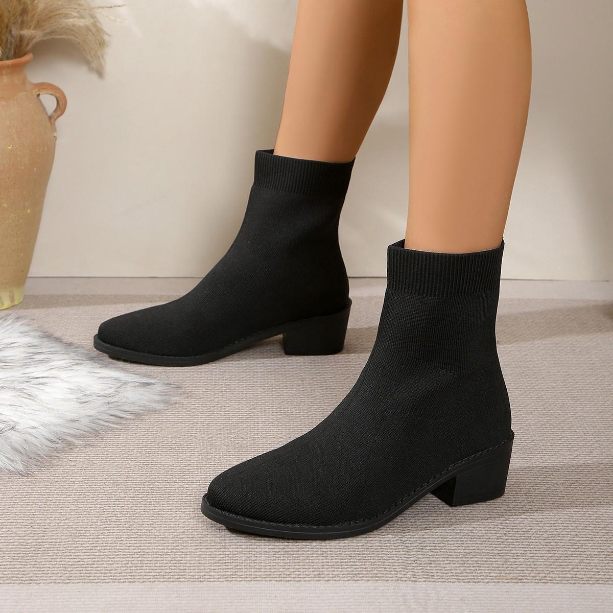 

Foreign trade large size women s knitted boots 2024 autumn and winter new breathable knitted elastic boots pointed square heel sleeve short boots 36 чёрный