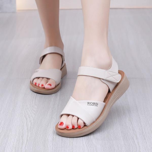 Fashion 2025 Summer Soft Comfort Shoes for Women Female Sandal Anti-Skid Girls New Flat Casual Scandals Leisure Comfort Shoes for Women