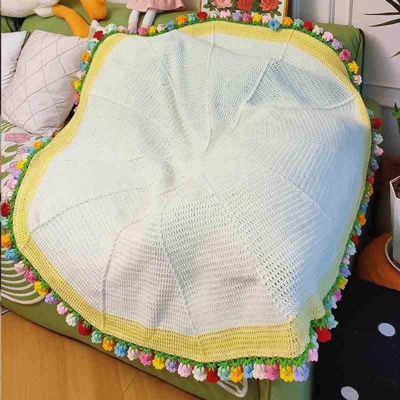 Hand-knitted Rose Bouquet Flower Blanket for Office Naps