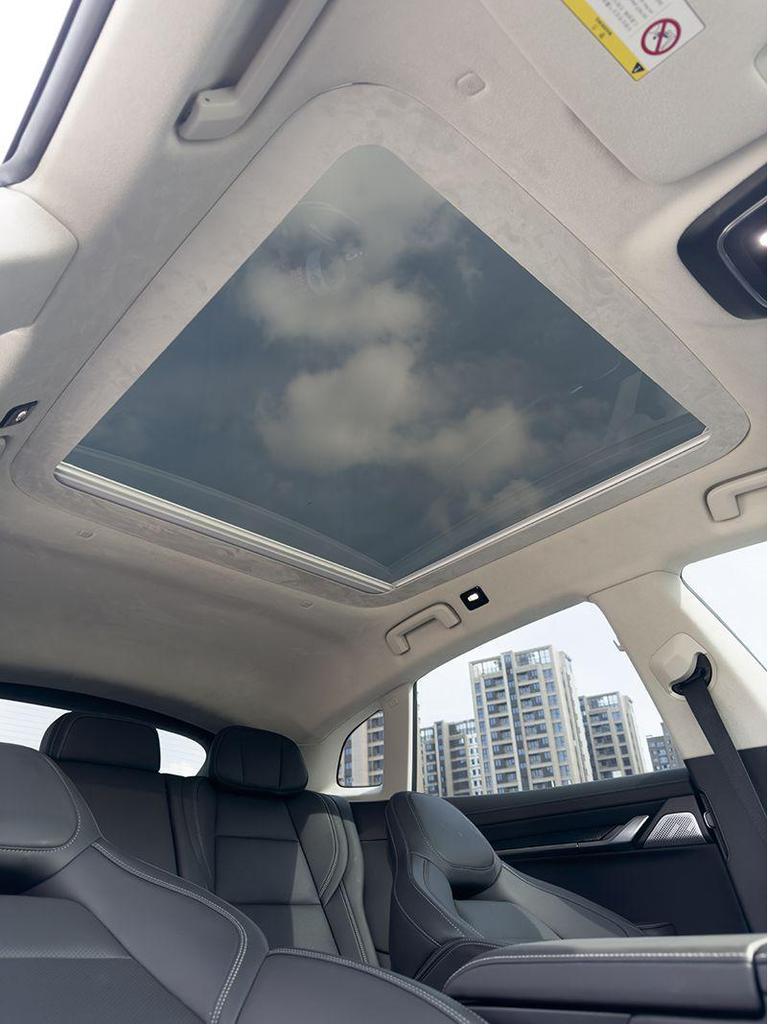 Ji 001 Blackout Sliding Sunroof Sunshade - Retractable Car Roof Canopy for Sun Protection and Heat Insulation, Black/Gray, Thickened.