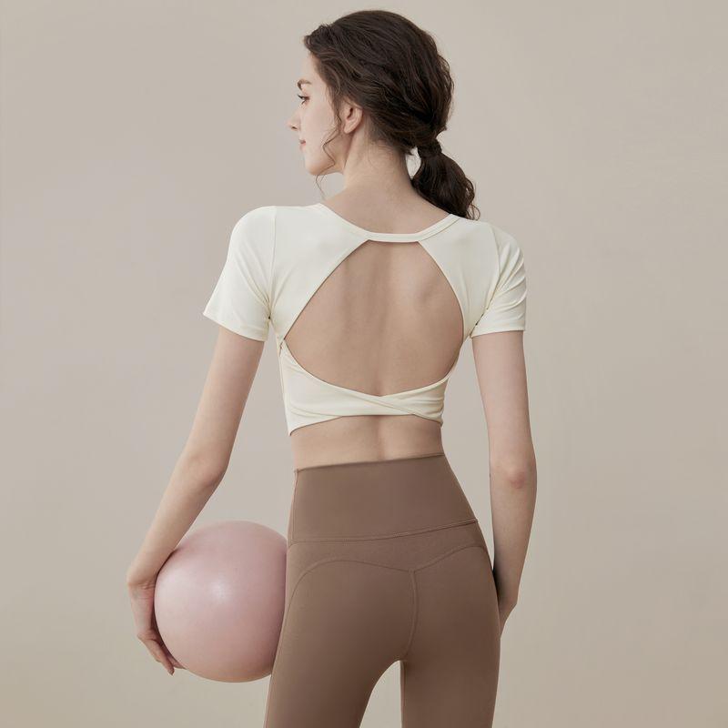 

Sexy Open Back One-Piece Cup Yoga Clothes Pilates Sports Tops Silm Short Sleeve Running Training Nude Feel Workout Clothes Rice White S [Suggested 40.00 kg-50.00 kg]]