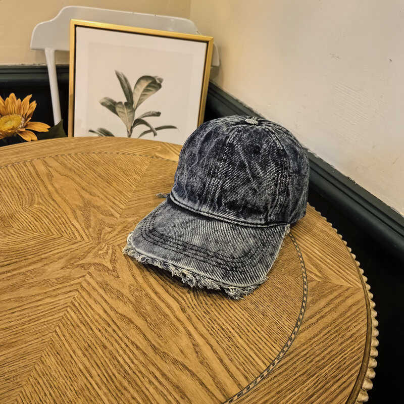 Washed and Broken Tie-dyed Denim Baseball Cap Men's Old Fashion Young Couple Versatile Face Small Casual Cap
