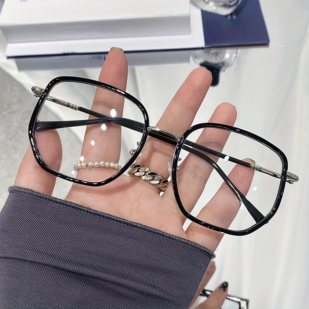 Chic Large Square Frame Glasses - Versatile & Stylish for Men & Women Perfect for Daily Wear & Photoshoots Ideal Gift Choice