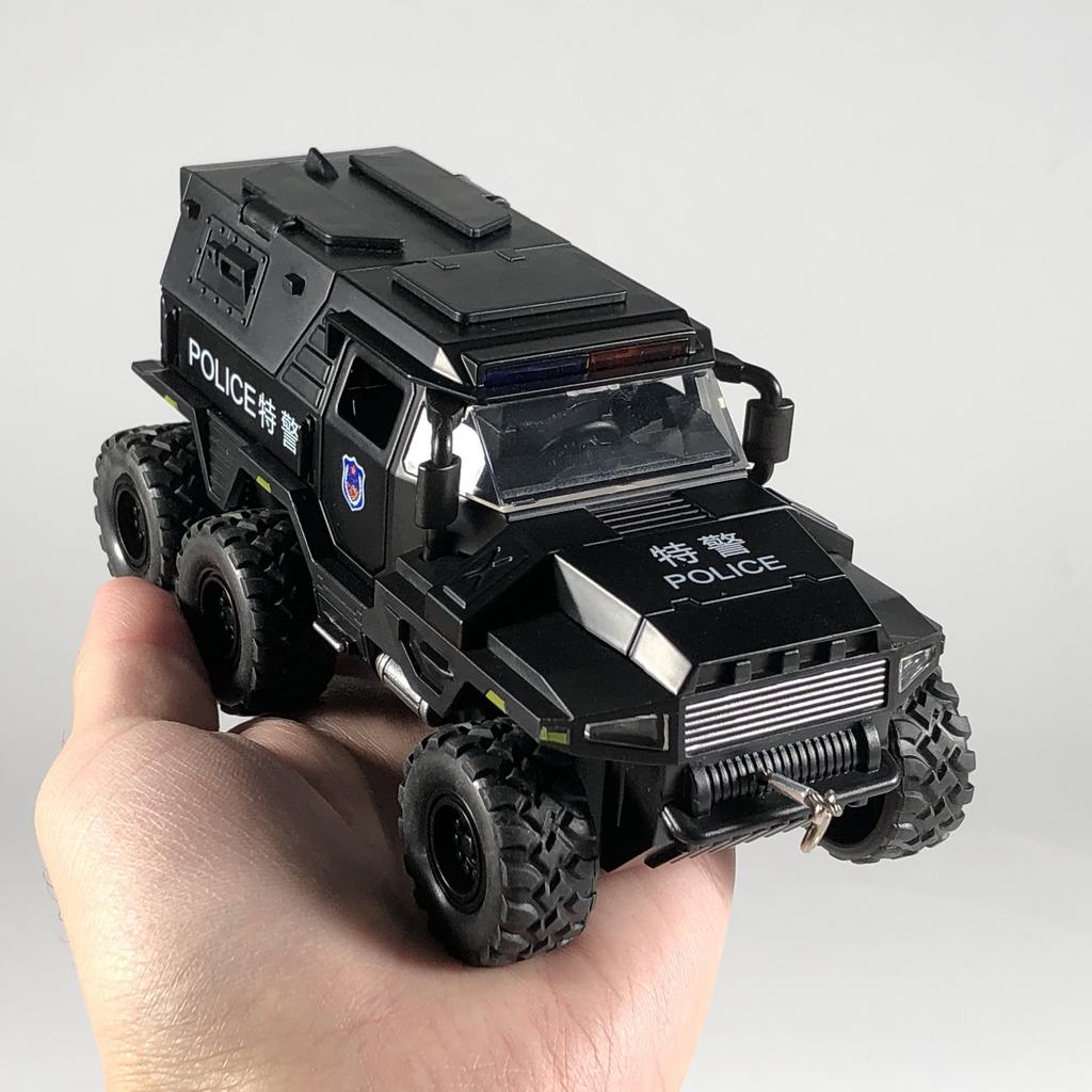 1:32 Avtoros Shaman Siberia All Terrain Vehicle Alloy Metal Diecast Model Car Desktop Display Collectible Ornament Holiday Gifts