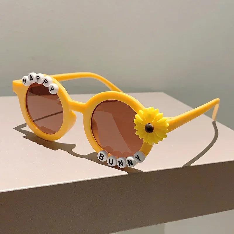 

New Circular Flower Frame Children Goggles Kids Trendy Vintage Birthday Party Sun Eyeglasses Girls Boys Summer Sunglasses UV Protection 400