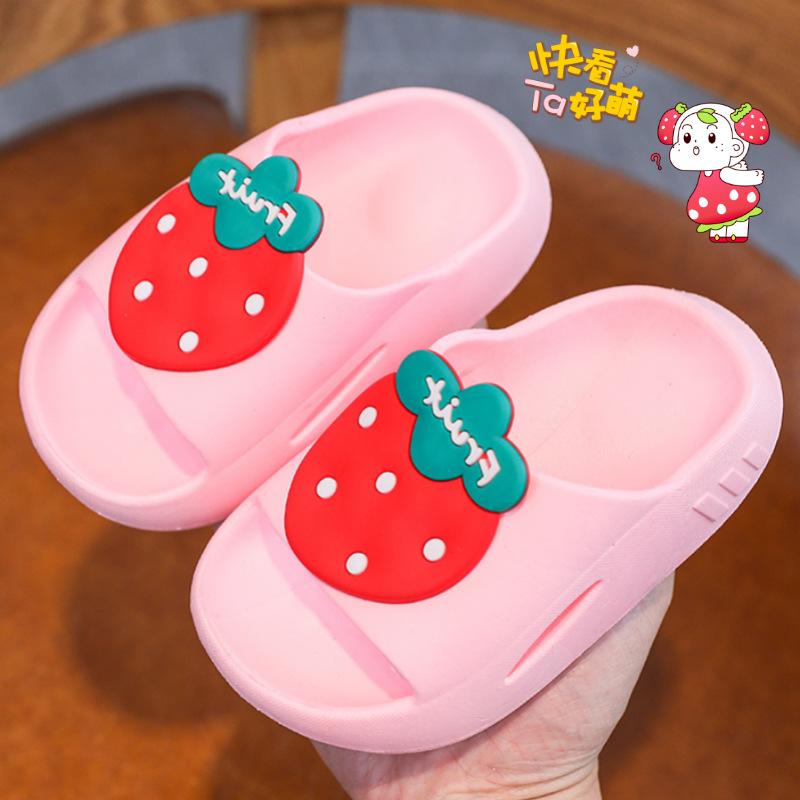 

Children s cartoon strawberry sandals for girls, cute home bathroom shoes for toddlers, princess shoes for summer with soft soles for boys Inner Length15cm 21-22Cod