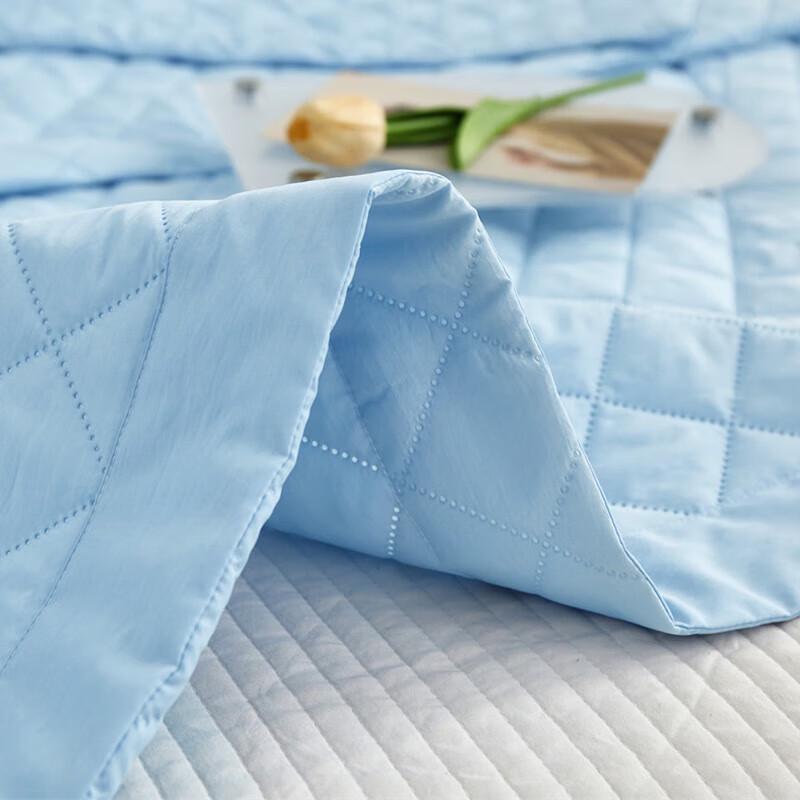 Tangna Cooling Summer Quilt