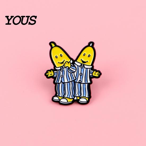 Durable Metal Brooch Zinc Alloy Pin, Cartoon Banana Man Shape Lapel Enamel Colorful Badge Paint with Anti-Slip Buckle Pins for Clothes