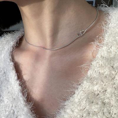 Mosxe [925silver] Wire Hook Necklace