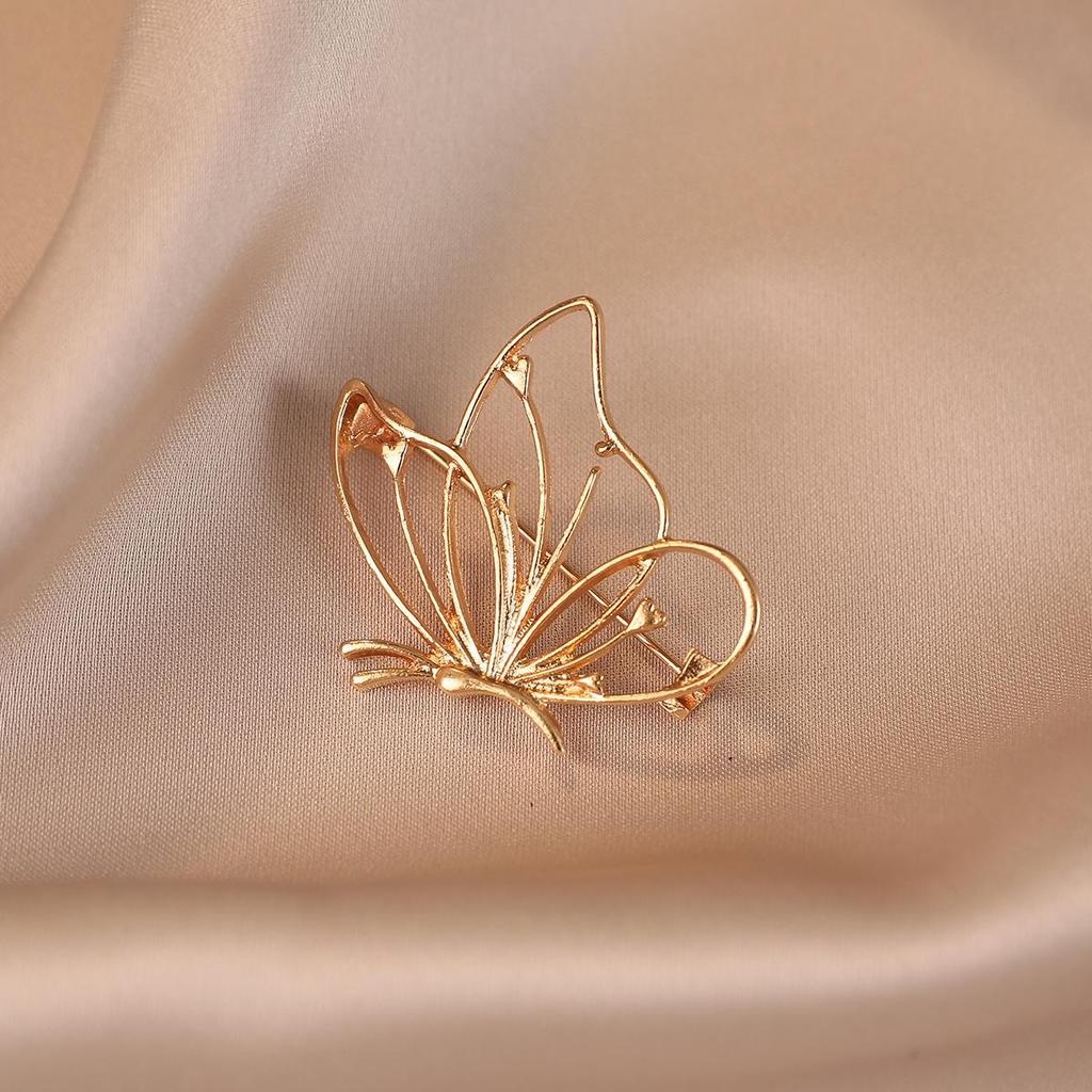 Exquisite High-End Schmetterlingsbrosche für Damenmode - Elegante Corsagen-Nadel & Kleidungsaccessoire