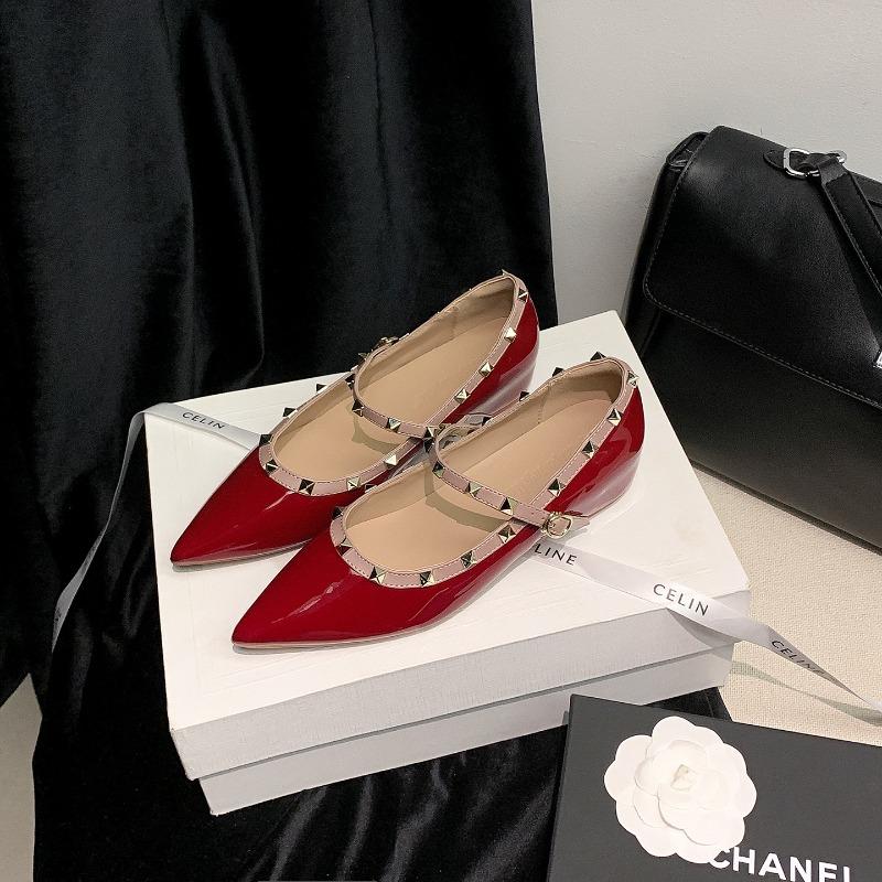 Sheepskin version~ inner height increase cm pointed one-word strap single shoes women's new shallow mouth versatile rivet Mary Jane shoes