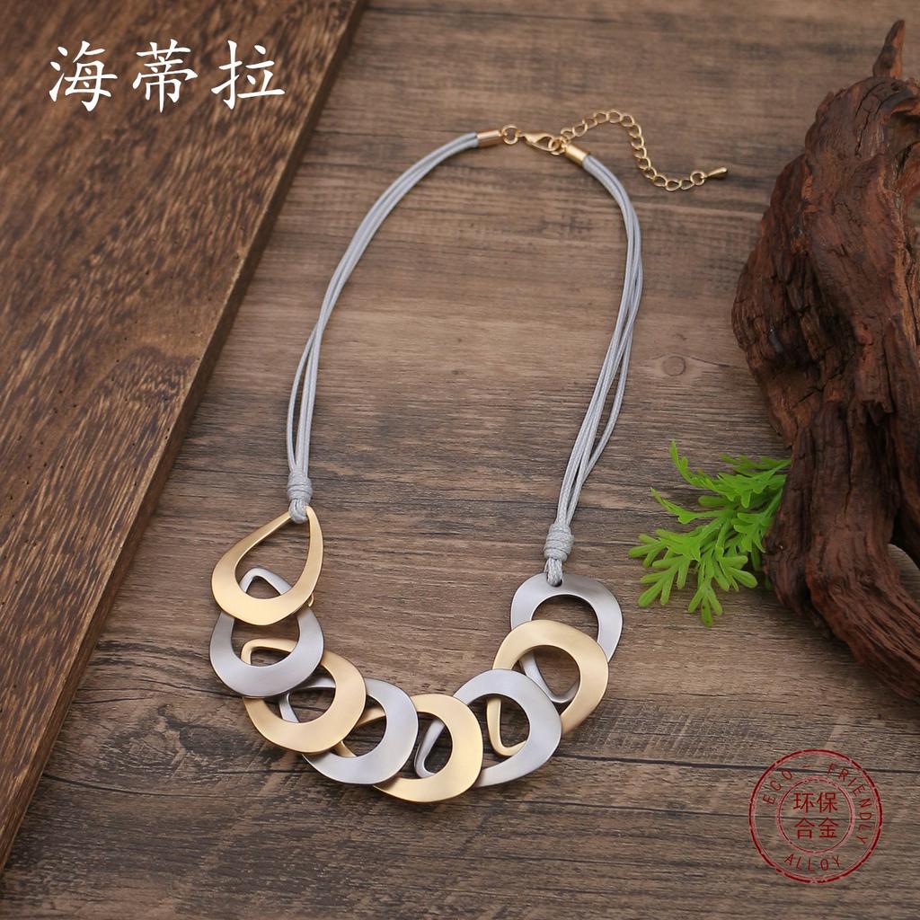 New Matte Hollow Ring Metal Short Necklace, Women's Exaggerated Leather Rope Woven Ring Neck Chain
