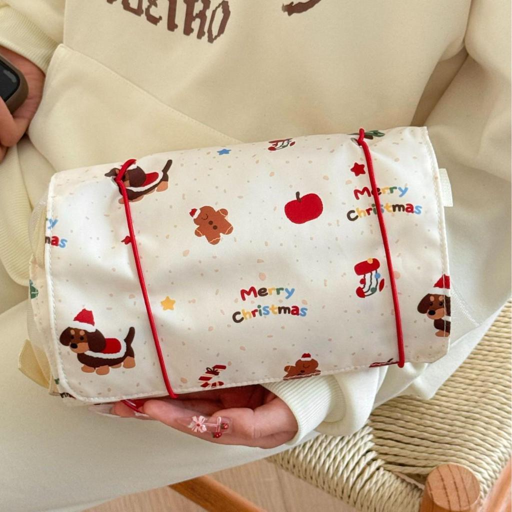 Adorable Bear Cosmetic Travel Bag: Compact, Large-Capacity, and Foldable for Students