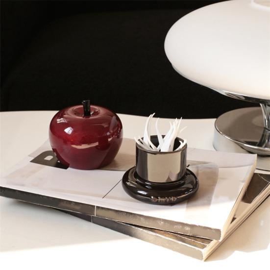 Ceramic Red Fruit Toothpick Dispenser Dental Floss Toothpick Holder Home Office Restaurant Kitchen Desktop Toothpick Organizer Container