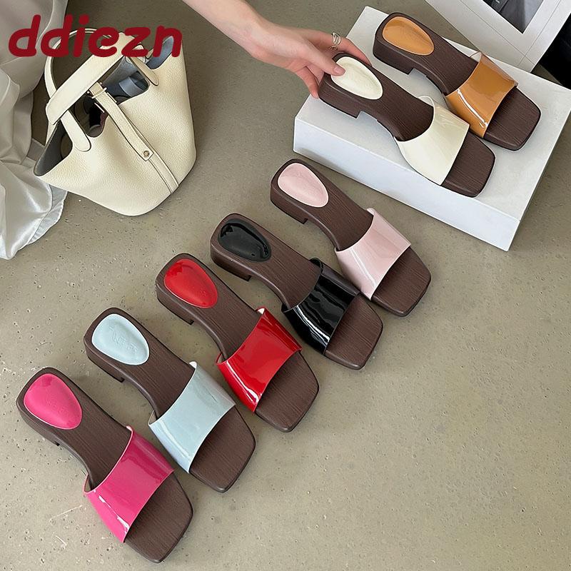 Fashion 2025 New Luxury Ladies Heeled Slippers Shoes Summer Beach Female Slides Sandals Fashion Square Toe Women Low Heel Slippers Shoes