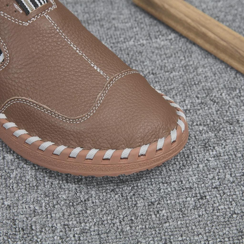 Men's Genuine Leather Slip-On Loafers: Soft-Soled, Non-Slip Driving Shoes for Spring & Autumn.