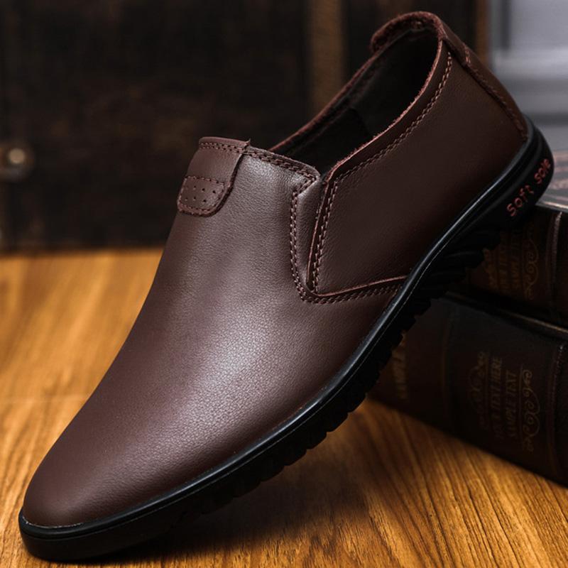 fashion 2024 Men Leather Shoes Moccasins Men's Sneakers Slip On Men Lazy Shoes Lightweight Loafers Male Breathable Outdoor Walking Shoes