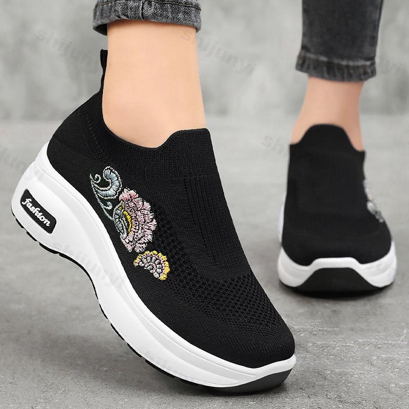 Fashion 2025 New Platform Casual Shoes Women's Slip on Non Slip Height Increase Vulcanized Shoes Women's Fly Weave Breathable Shoes