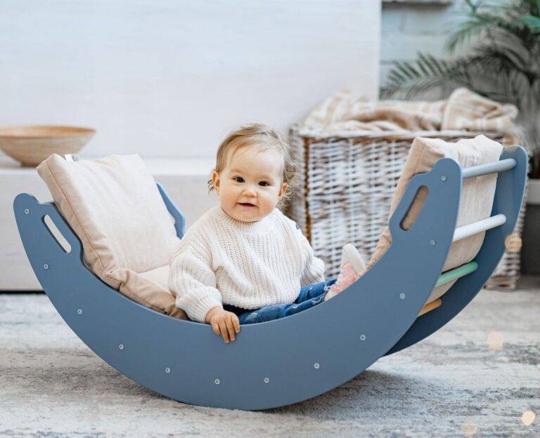 Wooden rocker Moon blue