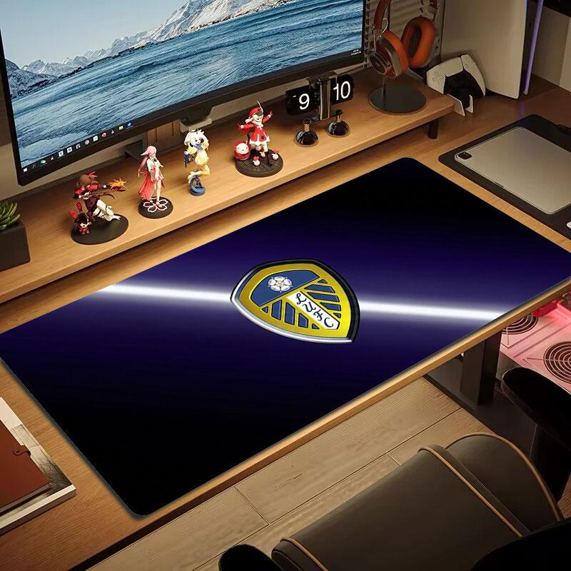 Leeds United Large Size Mouse Pad Large Gaming Table Cushion Non-slip Laptop Tablet Big Mousepad XXL Mat Mini PC Playmat With Lock edge