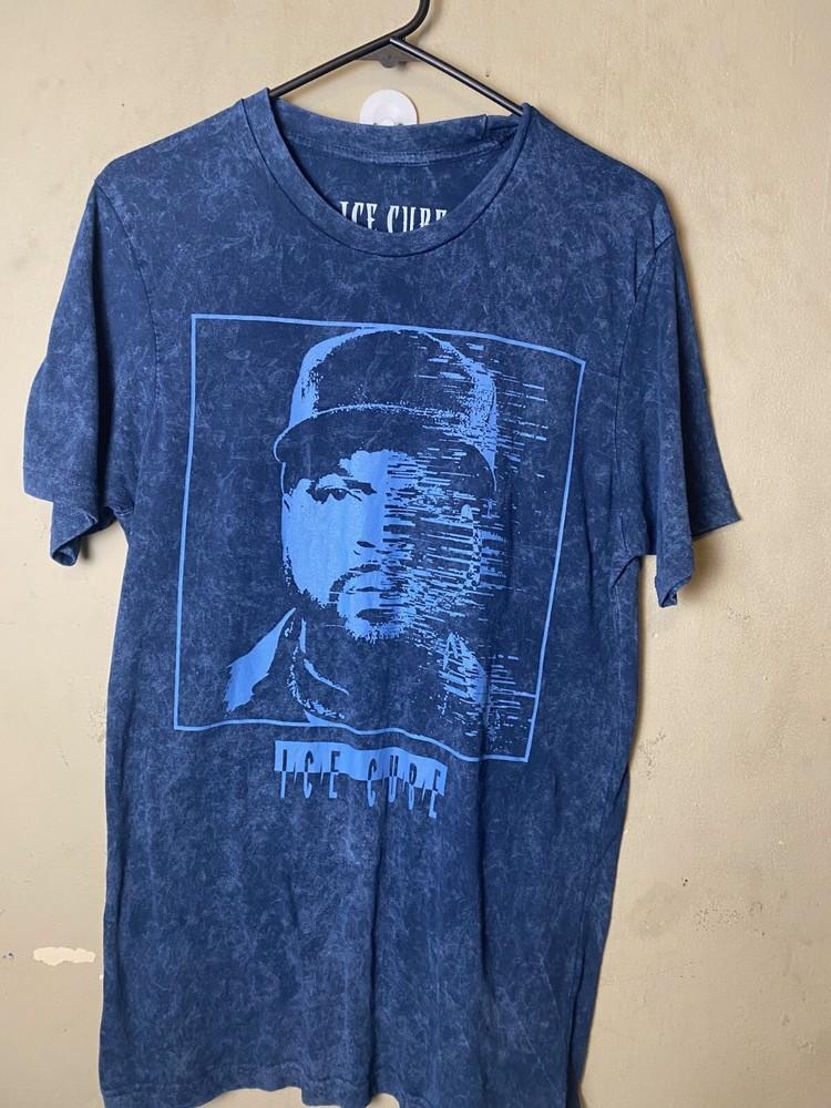 

Ice Cube Men s Acid Washed Blue RAPPER 90 s Graphic Tee SZ M Unisex T-Shirt M