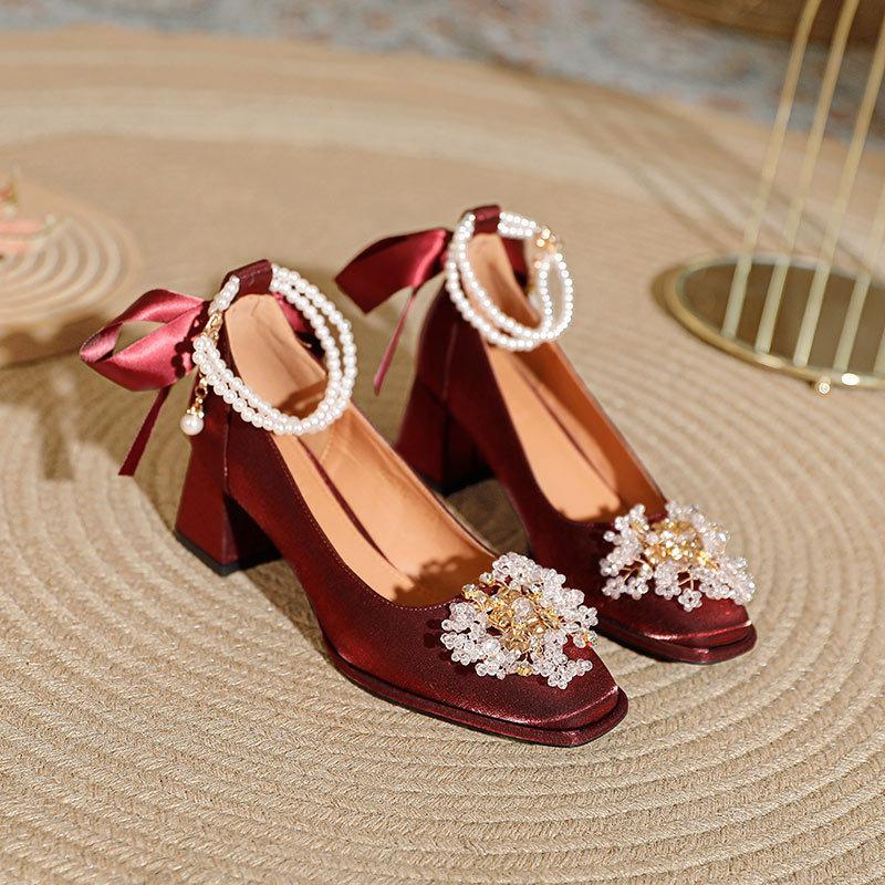 Square head high heels thick heel red wedding shoes pearl one-word strap middle heel Mary Jane shoes French bridesmaid shoes without tiring feet