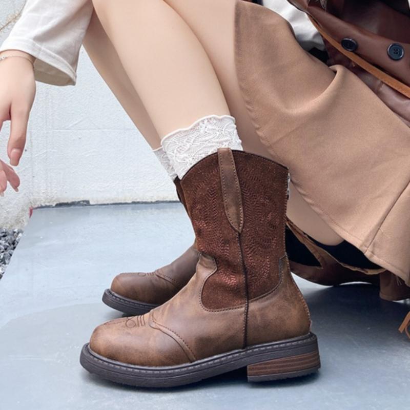 Retro Embroidered Western Cowboy Boots for Women Autumn and Winter Round Toe Low-heeled Boots with Zipper