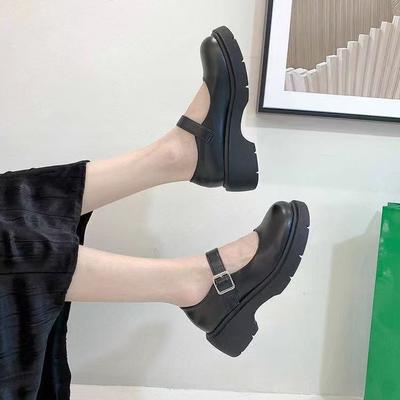 Petites chaussures Mary Jane en cuir rétro à plateforme compensée pour femmes, nouvelles chaussures pour femmes décontractées, tendance, polyvalentes, de niche