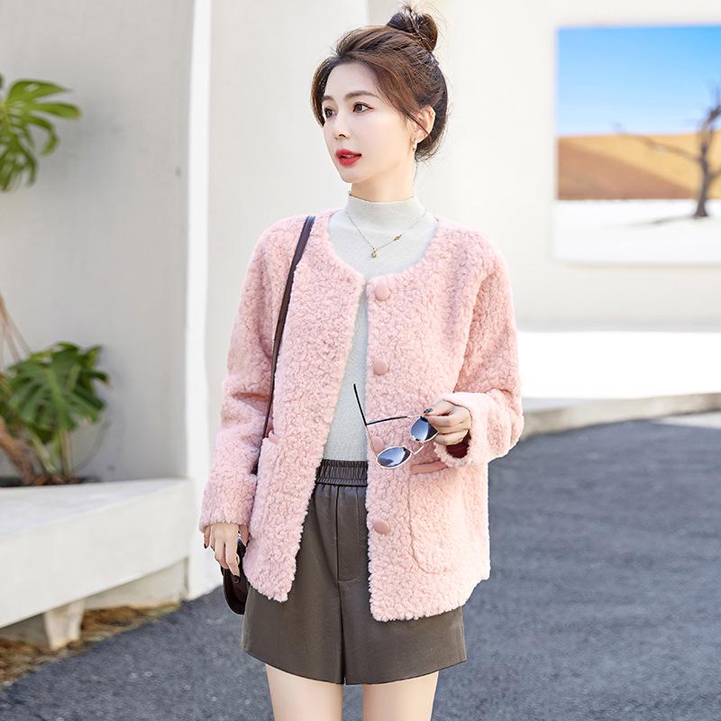 

Женское короткое пальто из меха и кожи из овечьей шерсти - куртка из толстого флиса осень/зима 2022 года Large розовый