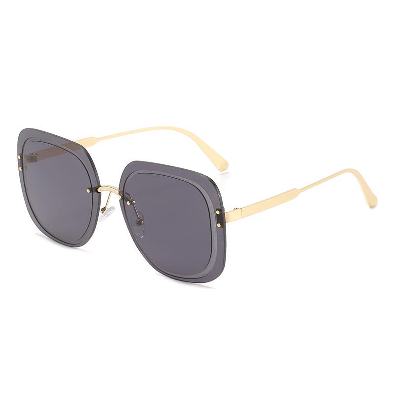 2021 European and American Square Frame Sunglasses with Rice Nail Grooved Lenses for Women