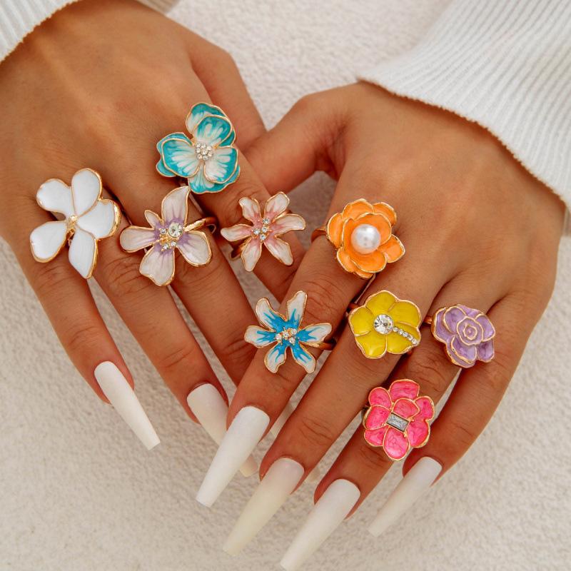 Baroque oil drop flower ring, metal lava light luxury pearl ring female