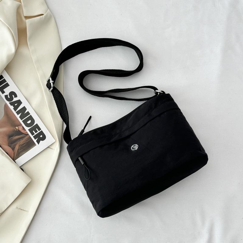 

Минималистичная Модная Изысканная Женская Сумка через Плечо с Дизайном Цепочки на Плечевом Ремне Универсальная для Поездок на Работу и Встреч (20cm Max Length 30cm) чёрный