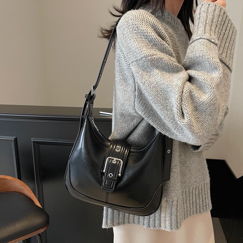 Underarm Bag Women's 2025 New High-end Sense Foreign Style Women's Niche Design Oily Leather Fashion Explosion Shoulder Messenger Bag