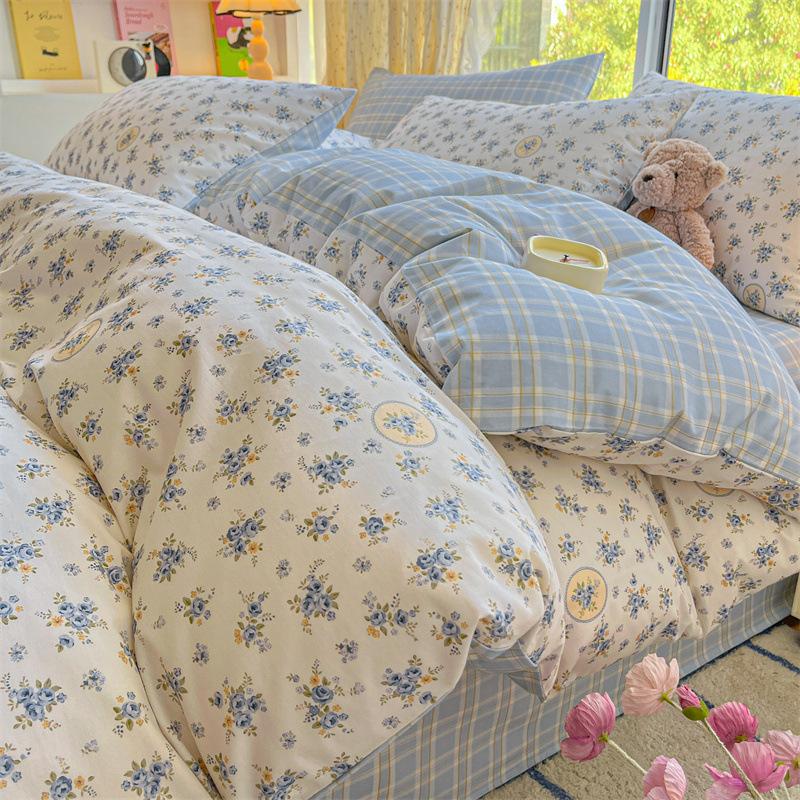 Bedding Four-piece Set, Cotton Pure Cotton Floral Quilt Cover, Bed Sheet Dormitory Three-piece Set