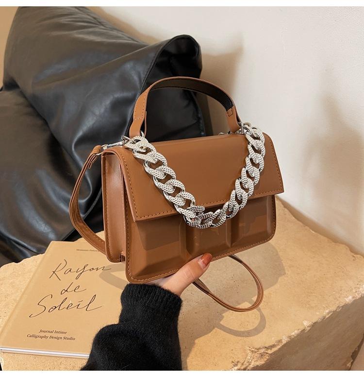 

Популярный клетчатый зимний новый модный трендовый с однотонной цепочкой портативный на одно плечо через плечо маленькая квадратная сумка