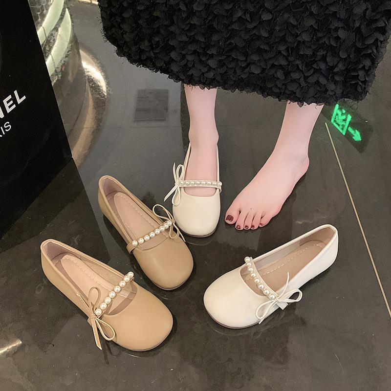 Mary Jane Shoes Women's Spring and Autumn 2024 New Evening Shoes Gentle Light Mouth Low Heel Round Head Pearl Bow Single Shoes