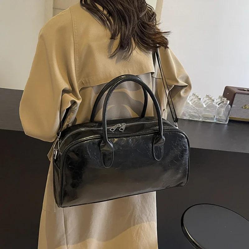 Travel Bag Unisex Lightweight Multifunctional Handbag PU Leather Portable Travel Luggage Bag Carry on Luggage