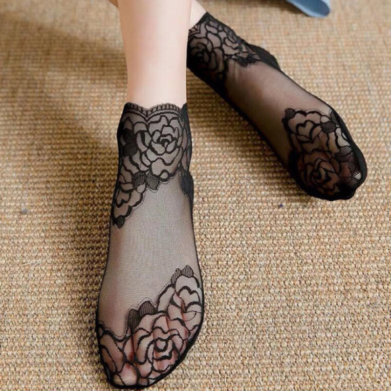 Femin Lace See-through Socks Black 3-piece set