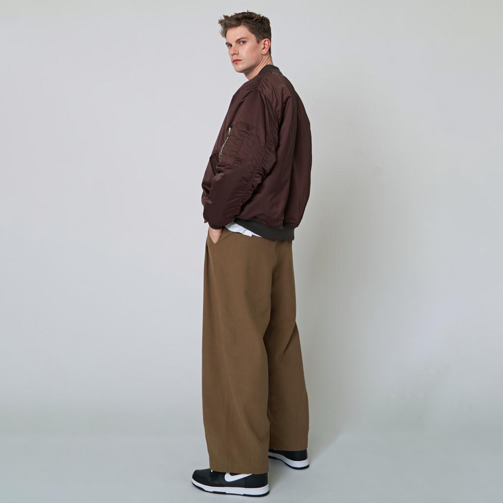ATHPLATFORM Au22Pt08 Slung Pants_Beige
