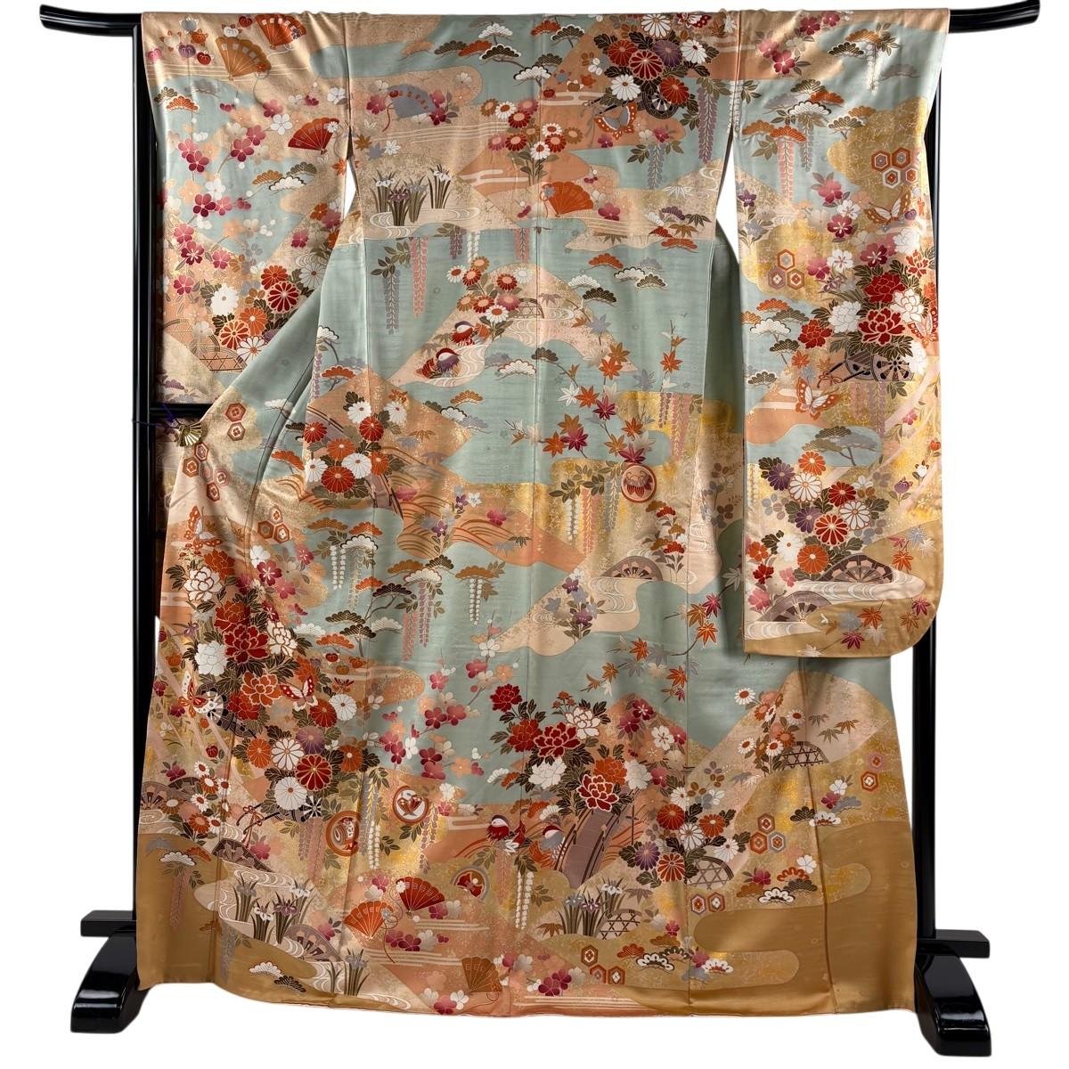 

Furisode, length 168.5cm, sleeve length 67cm, M, butterfly, flower carriage, gold thread, gold color, light green, pure silk, excellent item [Used]