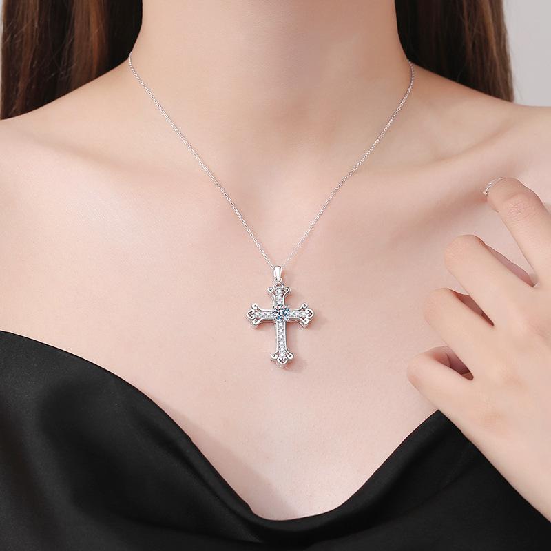 Women's PT950 Platinum Necklace - 1 Carat Moissanite Cross Pendant, Stylish & High-End Vibe, Elegant Statement Jewelry