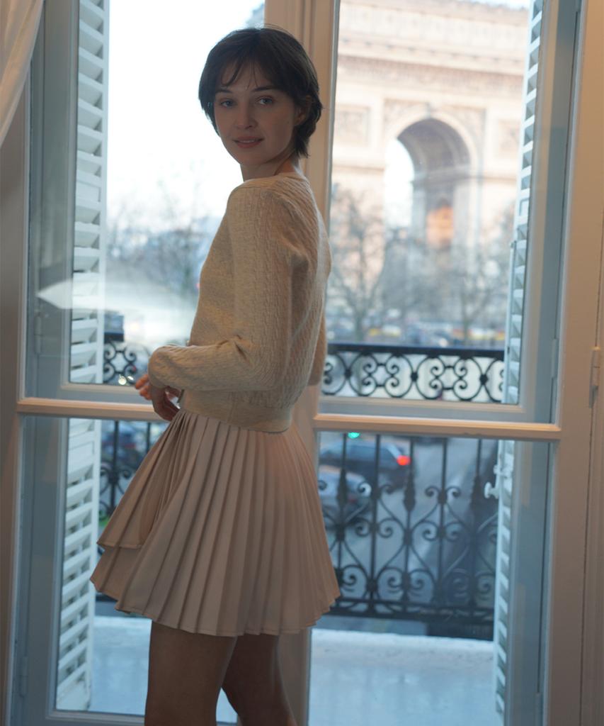 Hypernet Layered Pleated Mini Skirt_Ivory