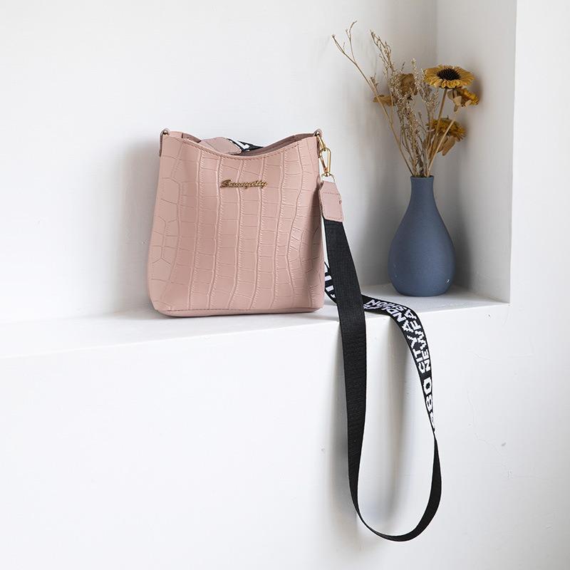 Dambuktpåse i koreansk stil Mångsidig axelväska Crossbody-väska