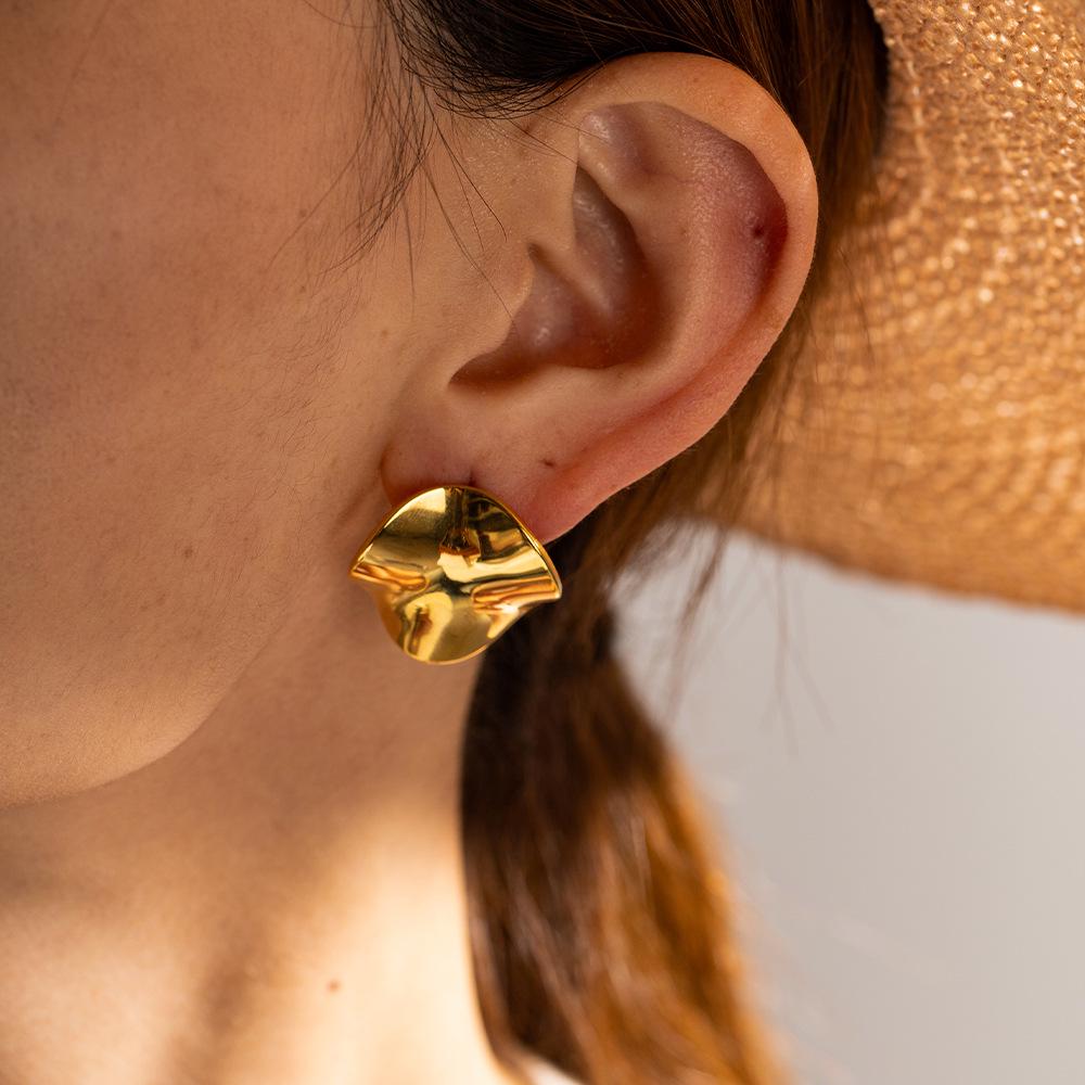 

18K Gold Stainless Steel Round Pleated Earrings - Trendy High-End Style for 2023