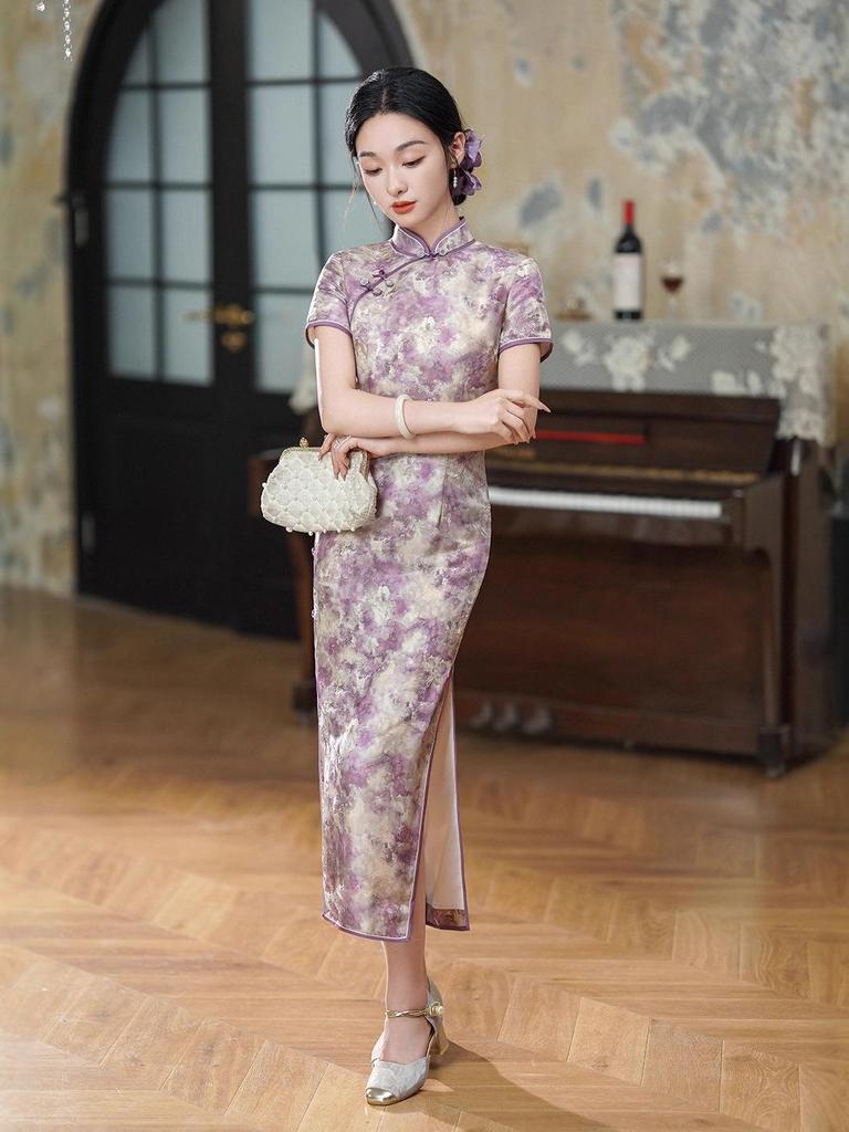 2025 Summer Pink High-End Mulberry Silk Short-Sleeve Cheongsam - Slimming, Modern Style