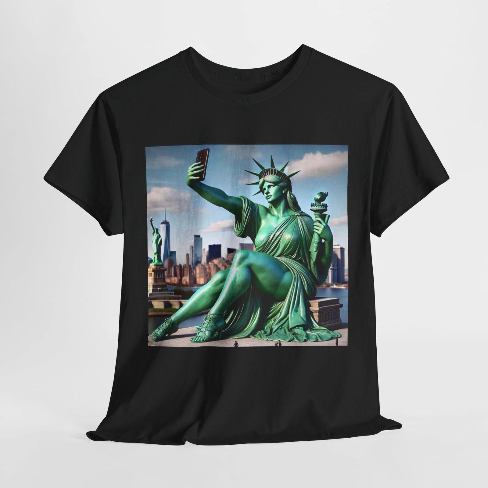 Statue Selfie Tee, NYC Tourist Shirt, Funny America Souvenir, Patriotic Gift, 3XL