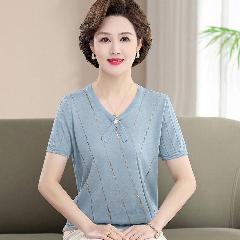 Mom's Summer Ice Silk Knit Top - Short Sleeve, Small Size for Women Aged 40-50