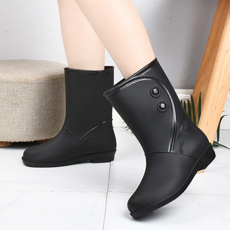 Women's rain shoes medium tube water shoes fashion warm rain boots women's cotton water boots non-slip work rubber shoes car wash kitchen