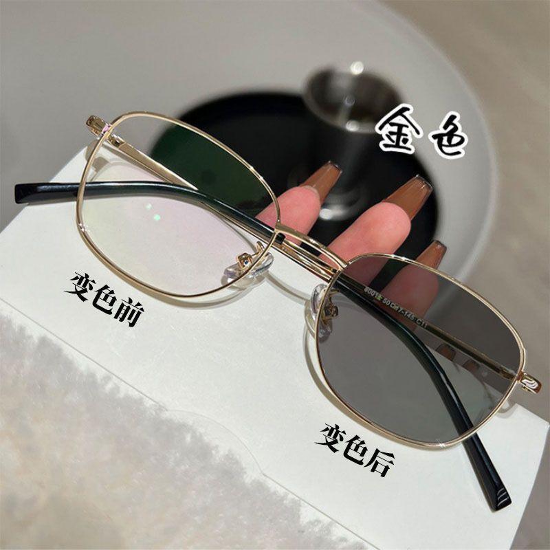 High-end gold wire square glasses men's photosensitive color-changing glasses myopia glasses women's elegant versatile anti-blue flat glasses