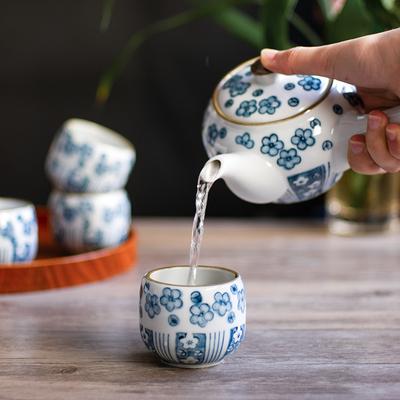 1 juego de 4 tazas de té y 1 tetera de cerámica, tetera con estampado de flores, tetera creativa para el hogar con asa, tazas de cerámica reutilizables para decoración del hogar